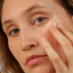 Contour Des Yeux Anti-Âge Expert - Onagre, Thé Vert Et Acide Hyaluronique - Peau Mature - Pro-Collagène - Novexpert - 15 ML -XOXO Cosmetique Magasin CDYAAWEB3 1200x crop center jpg