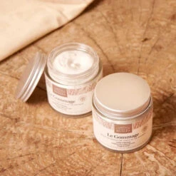 Gommage Exfoliant Bio - Huiles De Baobab Et De Coco - Tout Type De Peau - Comptoir Des Huiles - 100mL 5 Gommage Exfoliant Bio - Huiles De Baobab Et De Coco - Tout Type De Peau - Comptoir Des Huiles - 100mL -XOXO Cosmetique Magasin Comptoir Des Huiles gommage 1 720x 6db06dc2 93e2 43e5 bc99 05abb36adad9