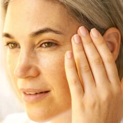 Huile De Moringa Oleifera Bio Anti-pollution - Peau Sensible & Cheveux - Comptoir Des Huiles - 50 Ml -XOXO Cosmetique Magasin Comptoir Des Huiles huile Moringa Oleifera 2 1512x e2fbaa1d 5c5f 4064 98fe fd28c31ec90a