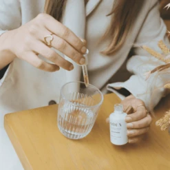 Phytothérapie De Bardane - Peau Grasse - Oden - 1 Mois 5 Phytothérapie De Bardane - Peau Grasse - Oden - 1 Mois -XOXO Cosmetique Magasin bardane 3